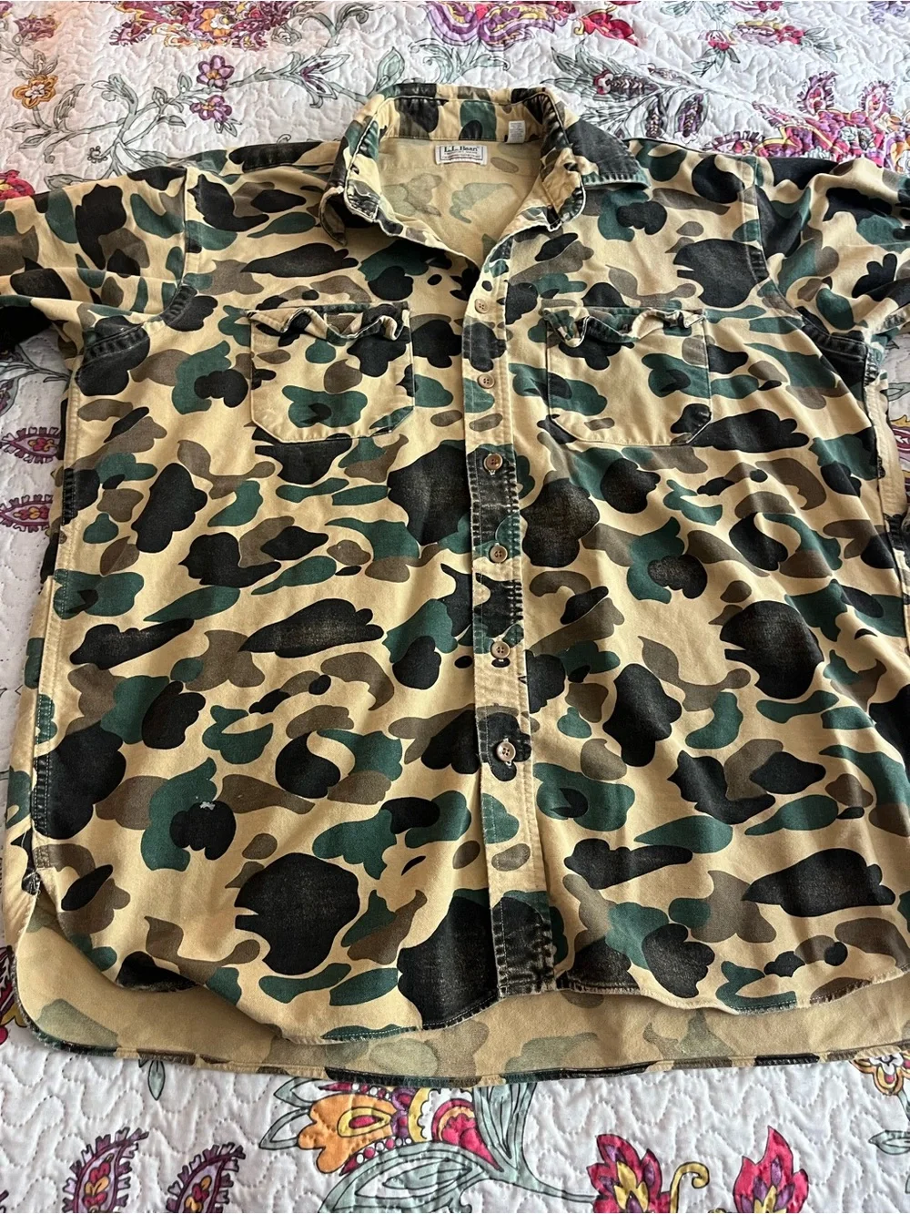 Vintage Men’s 80’s LL Bean Camo Longsleeve Tshirt Size 17 1/2 Made in USA - Picture 2 of 7